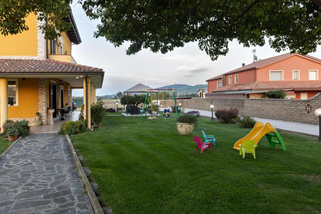 B&B La Canfora Atri Luaran gambar